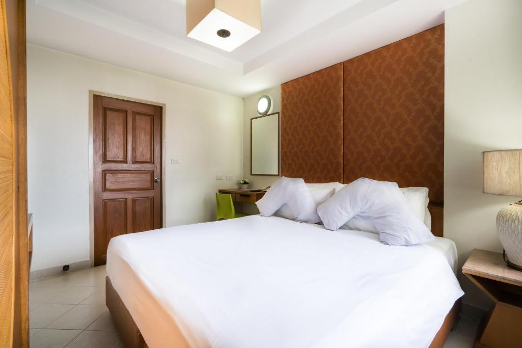 Bella Villa Prima Pattaya Exteriör bild