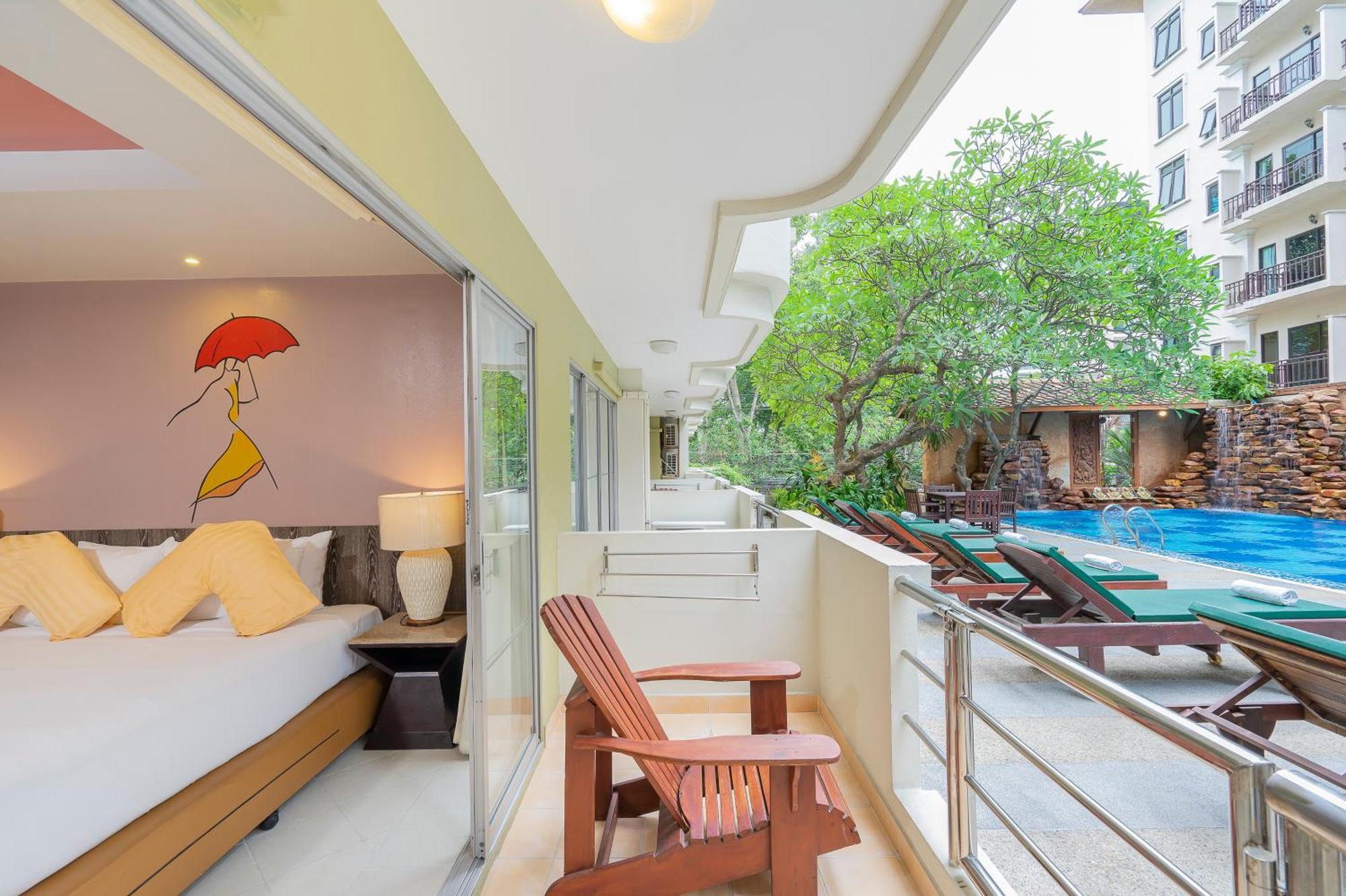 Bella Villa Prima Pattaya Exteriör bild