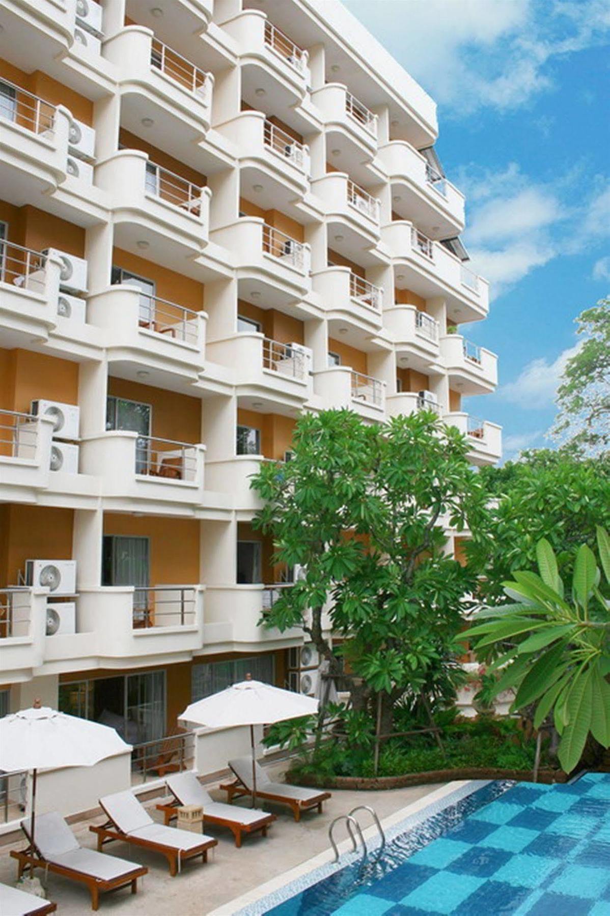 Bella Villa Prima Pattaya Exteriör bild